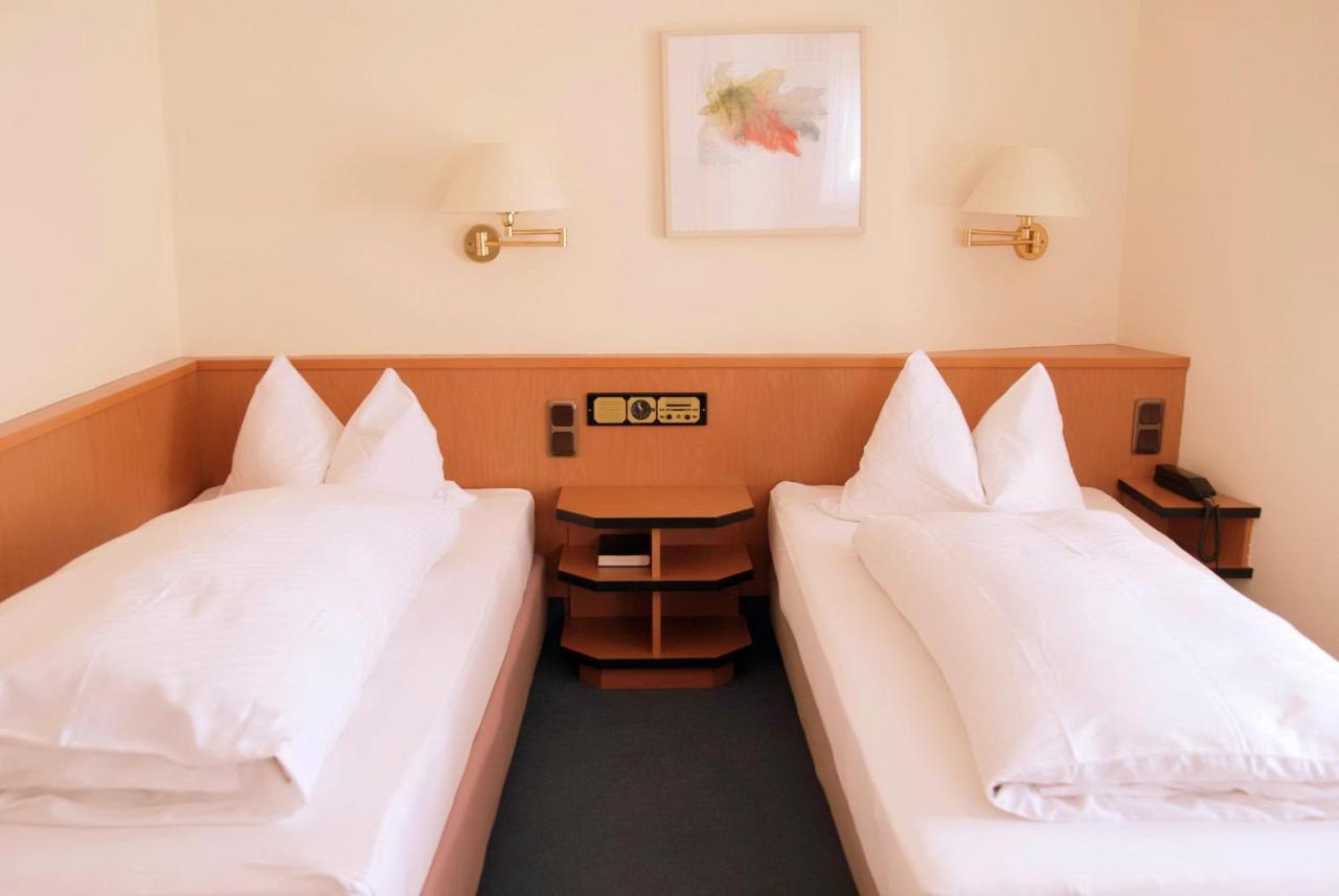 Hotel Garni Am Schaefersberg Нидернхаузен Екстериор снимка