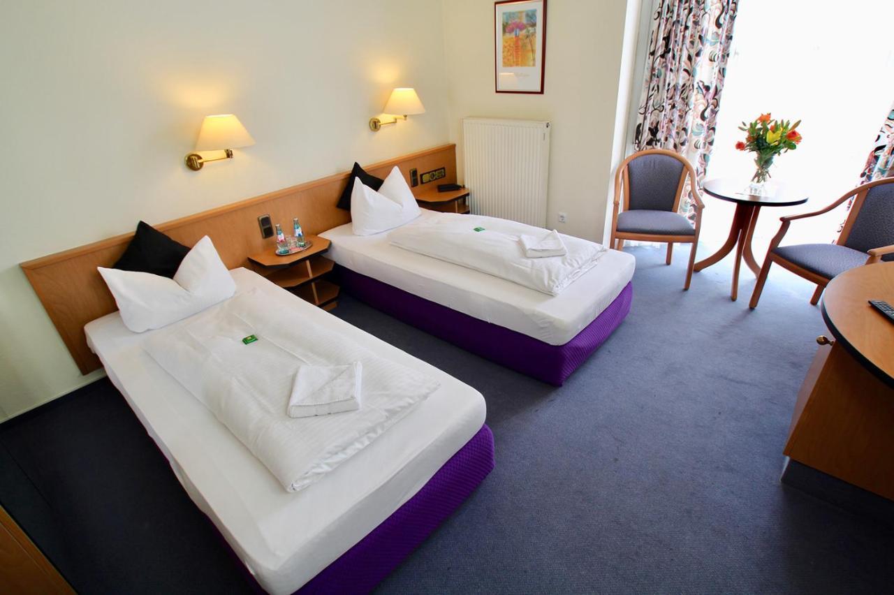 Hotel Garni Am Schaefersberg Нидернхаузен Екстериор снимка
